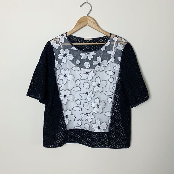 💋 CLEARNACE Penny black lace t shirt boxy blouse top. small - Picture 2 of 6